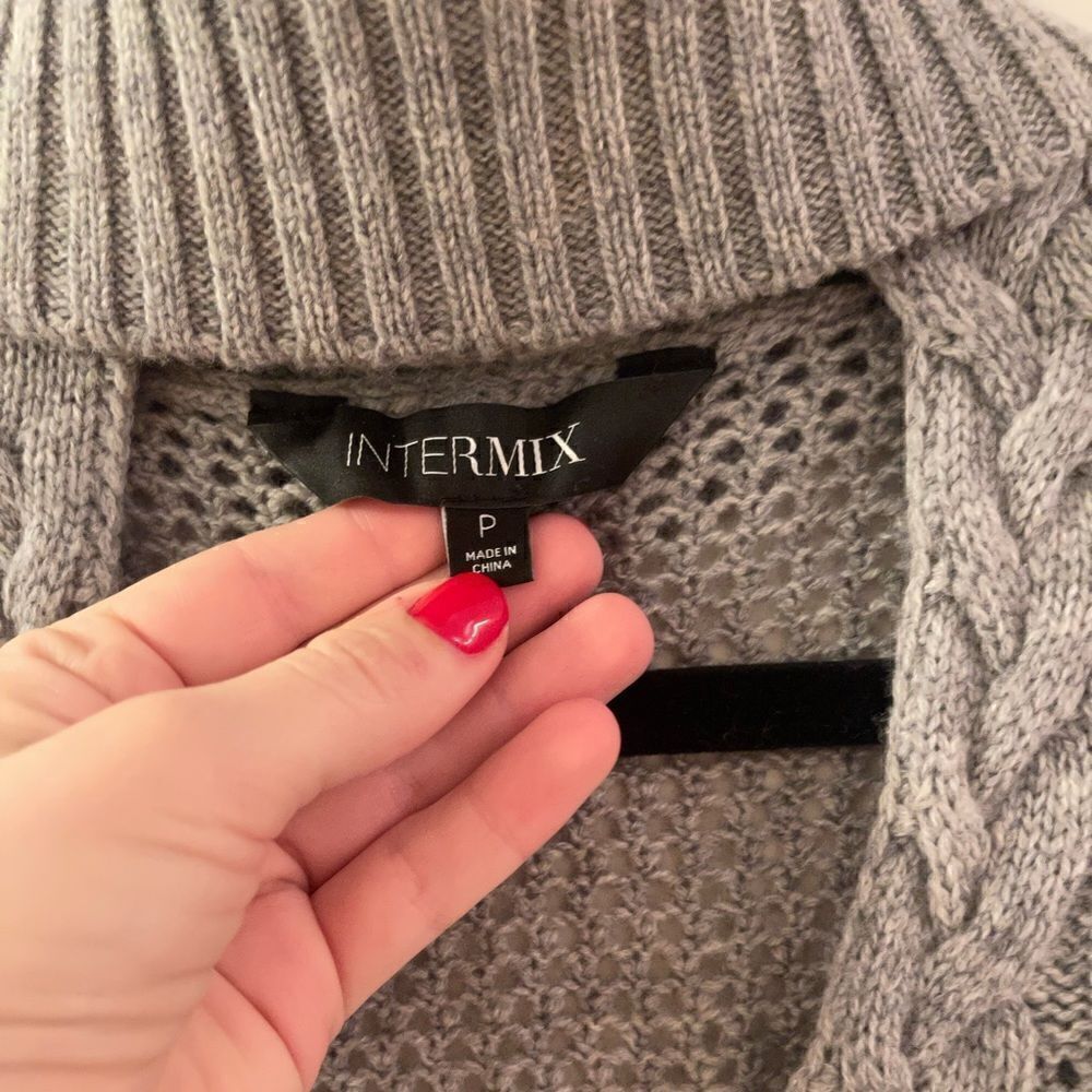 Intermix Grey Turtleneck Tank Sweater! Size P! - Picture 4 of 4
